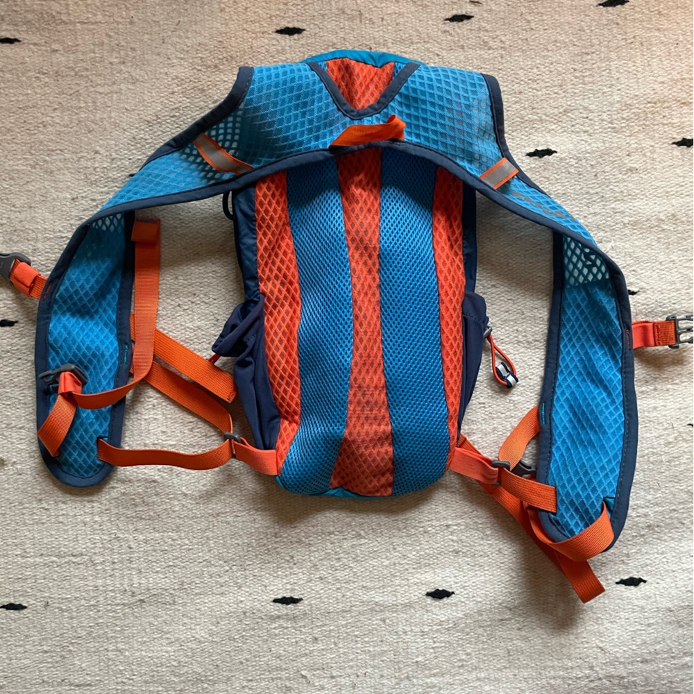 Nathan Running Vest - Picture 3 of 6